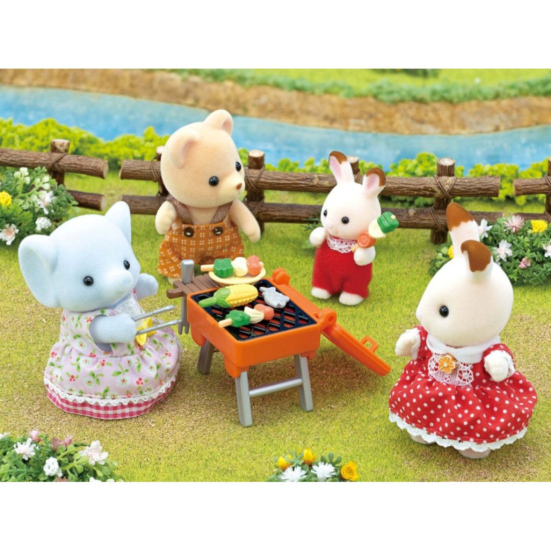 Sylvanian Families BBQ Picnic Set - Elephant Girl